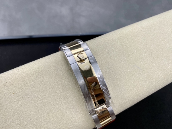 激安ロレックス着用イメージ